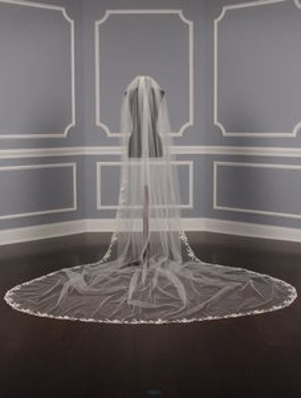 St Pucchi M1324-2 Diamond White Gold Cathedral Wedding Bridal Veil